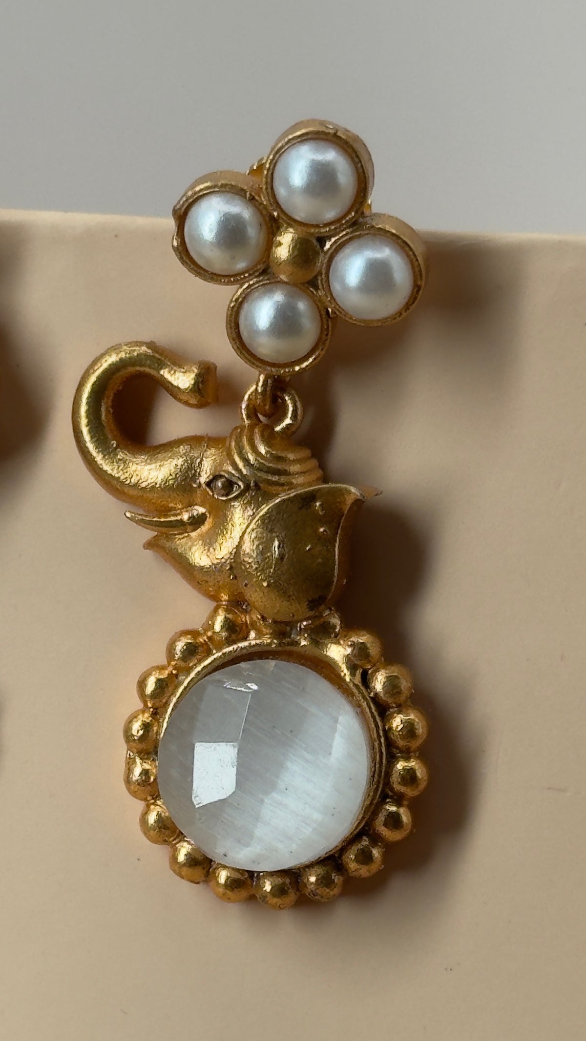 Aavya Pearl Peacock Drop - Eksundar