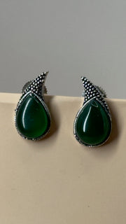 Vanya Green Teardrop Studs - Eksundar