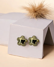 ✴️ Stellar Pop Studs 